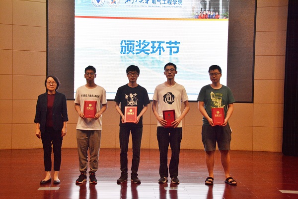 5cec8bad16b7a.jpg 最有成效奖_副本.jpg