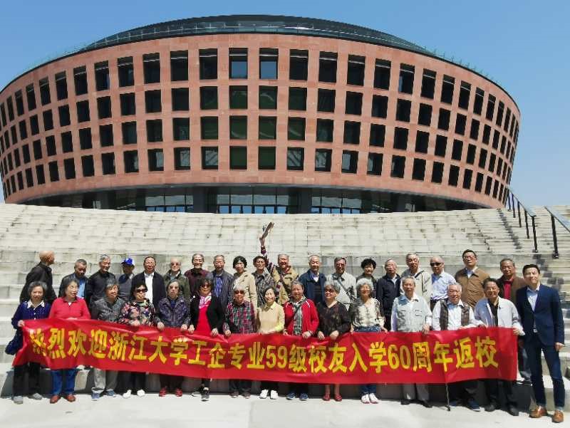 5cb04aa11a003.jpg 5cb04aa11a003.jpg