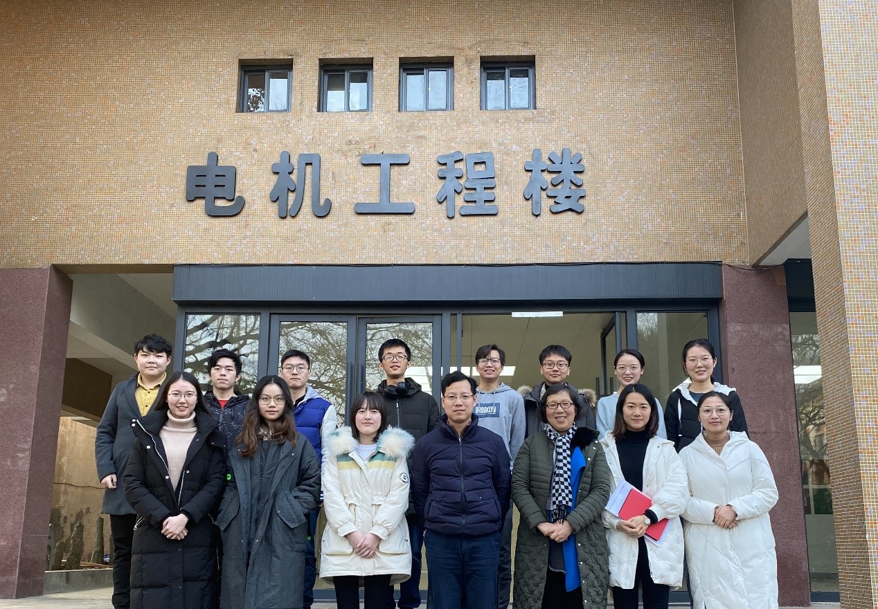 5e09ec68b496c.jpg 5e09ec68b496c.jpg