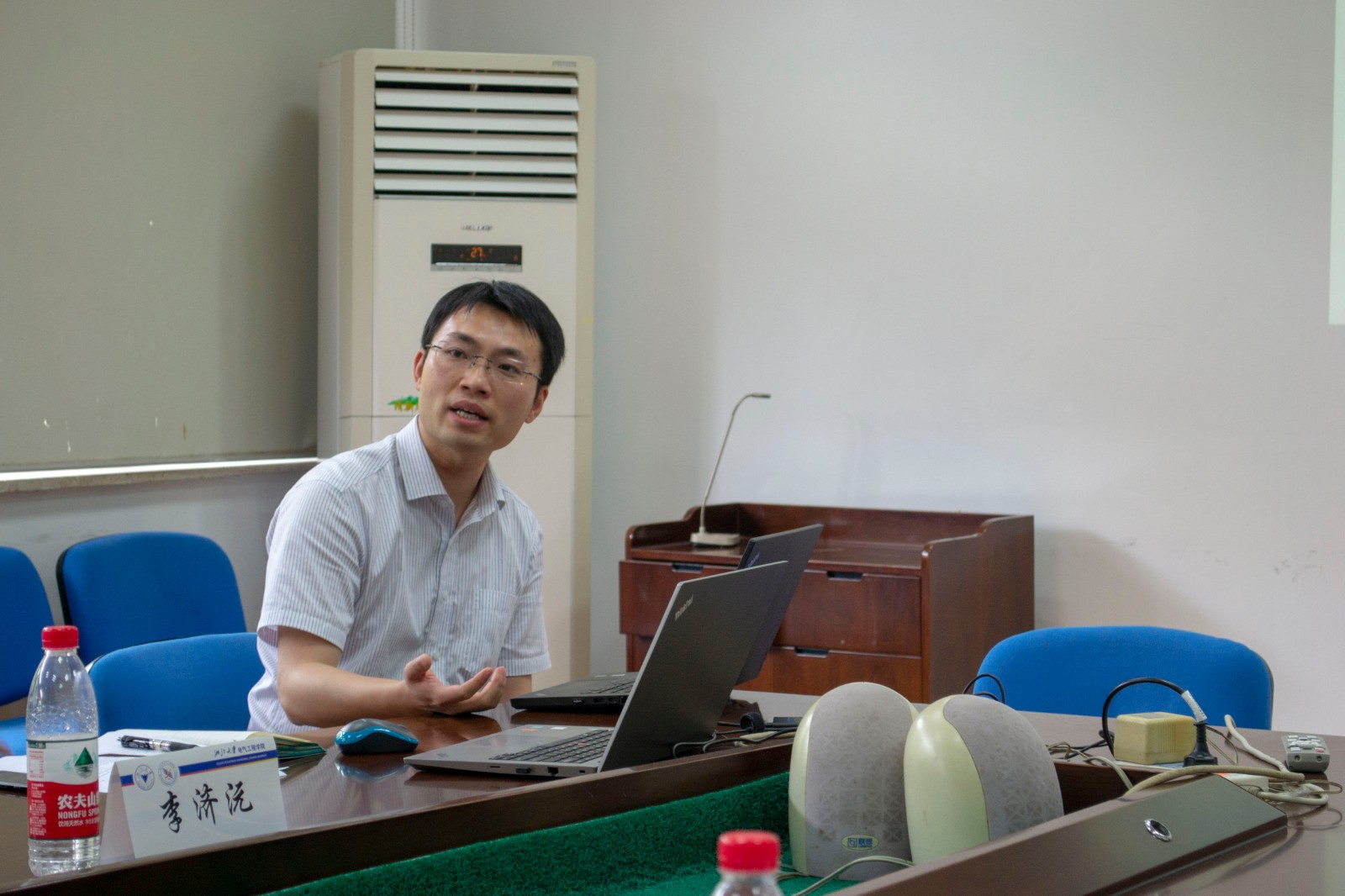 5cf25de8633a0.jpg 5cf25de8633a0.jpg