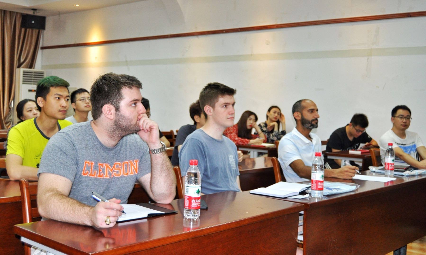 5b3f1041c0248.jpg 687704066432243419.jpg